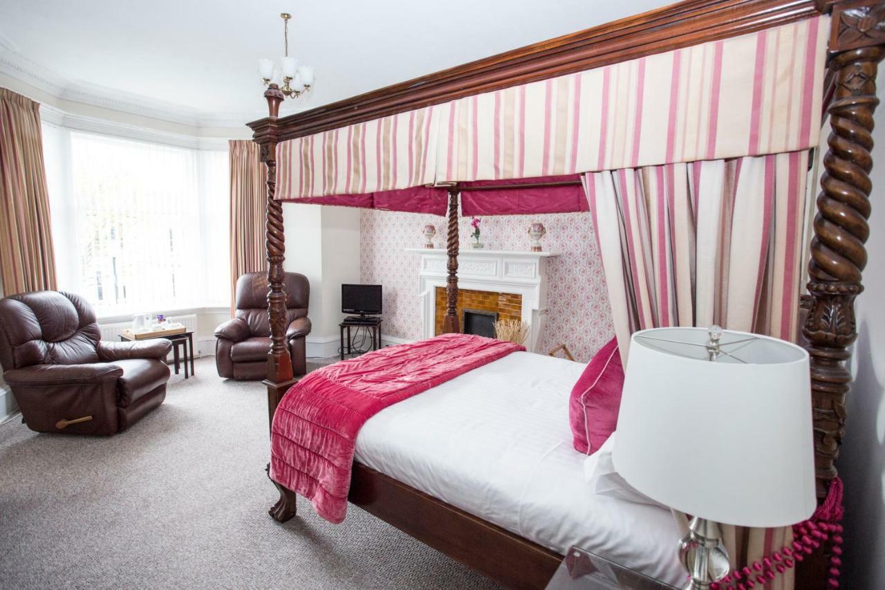 26 The Crescent - Guest House Ayr Bagian luar foto