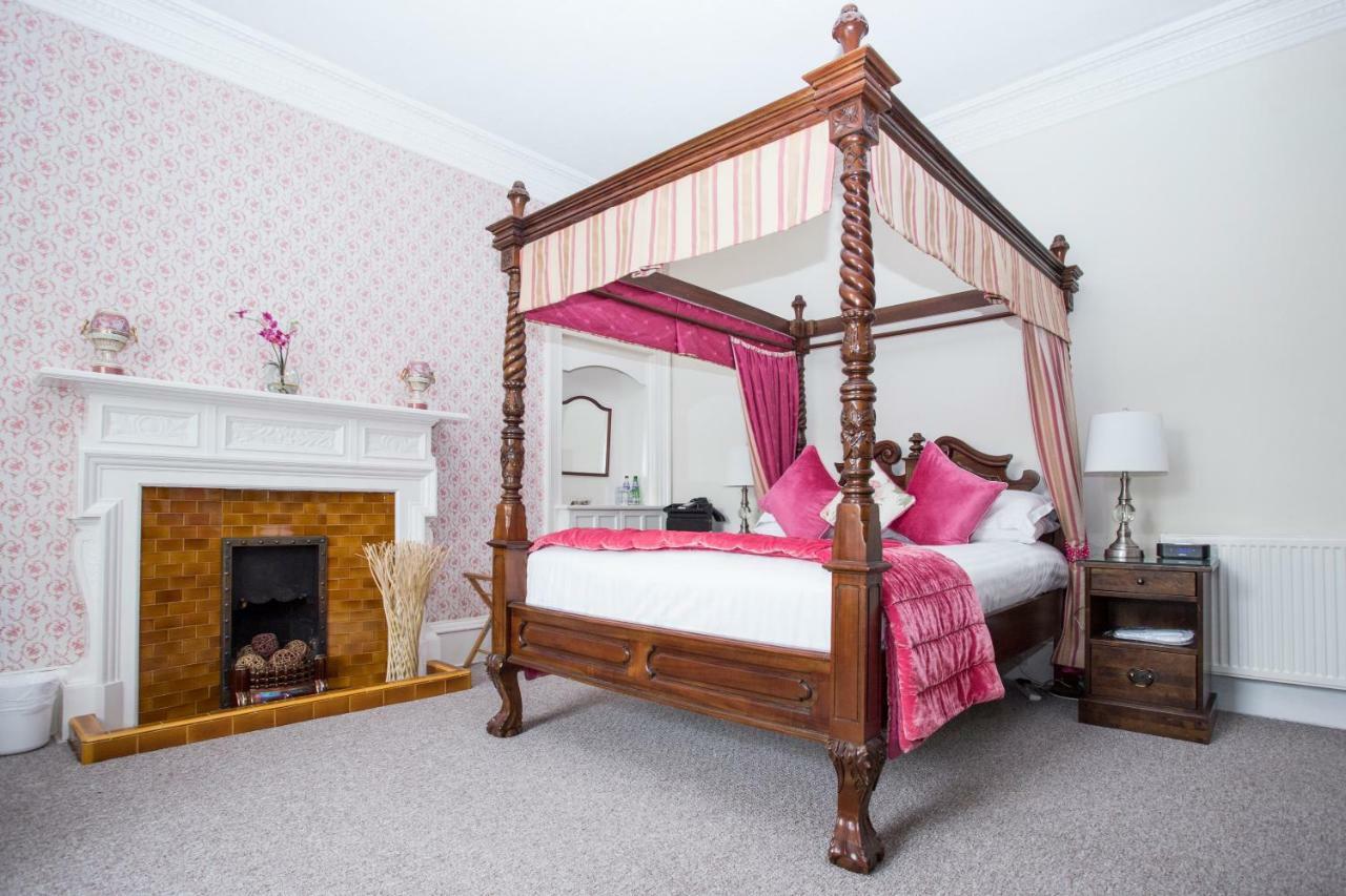26 The Crescent - Guest House Ayr Bagian luar foto