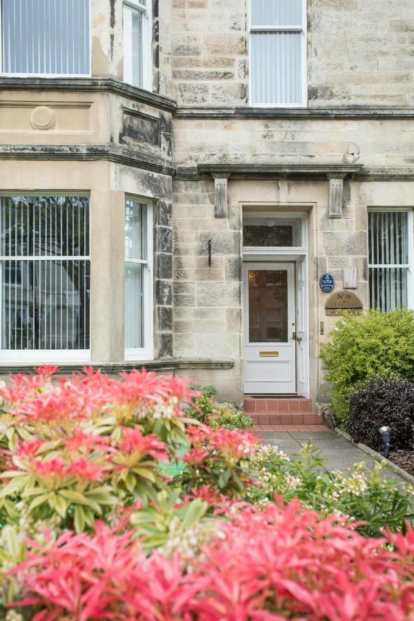 26 The Crescent - Guest House Ayr Bagian luar foto